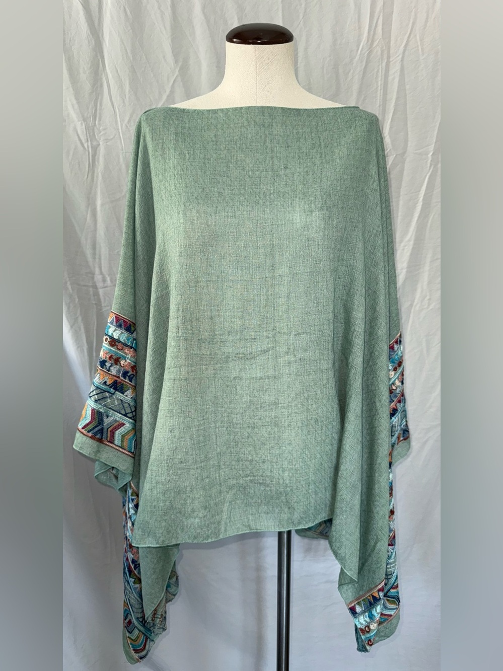 Three Bird Nest Fallon Embroidered Sleeve Poncho